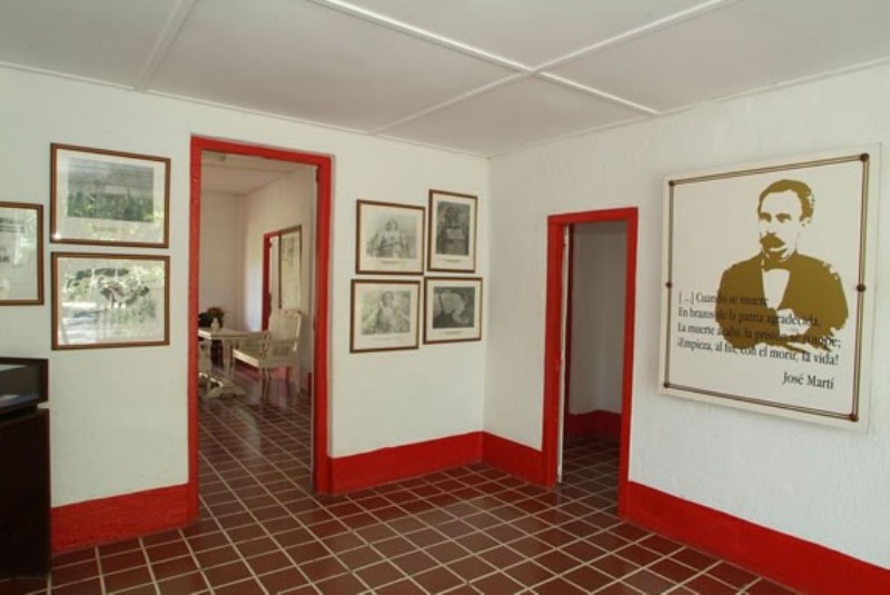 850 interior-museo-granjita-siboney-santiago-de-cuba-01.jpg