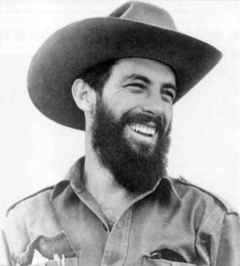 Camilo_Cienfuegos (1).jpg