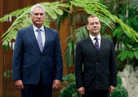 Дмитрий Медведев провел переговоры с руководством Кубы