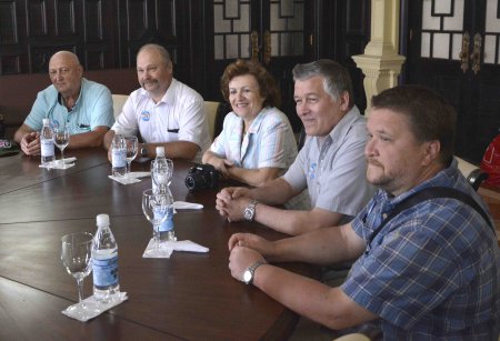 Зампред парламента Кубы приветствует ветеранов-интернационалистов из России